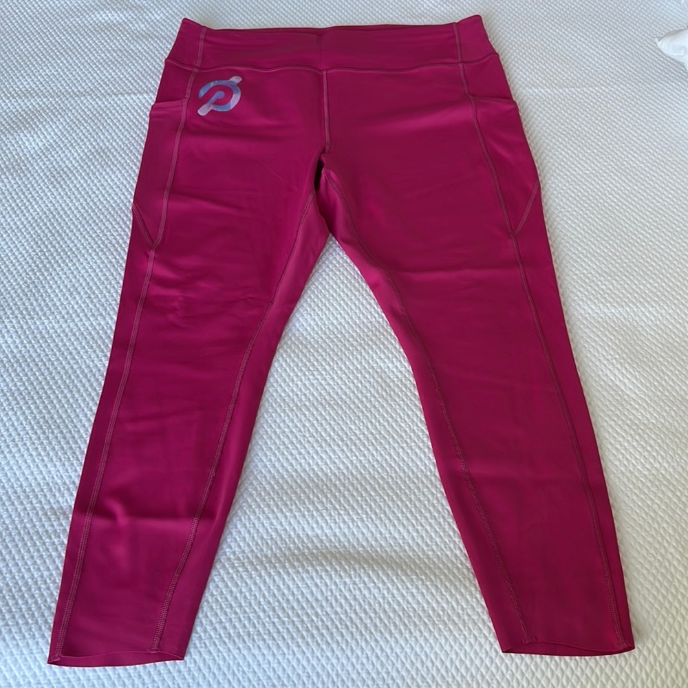 NWOT Peloton Workout Leggings with Pockets